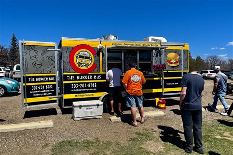Bernie Amp 39 S Burger Bus Chef Goes Beyond Burgers Turner To Do Food At
