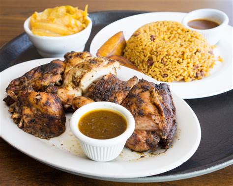 Best Oxtails In Chicago Garifuna Flava Best Jerk Chicken Chicago