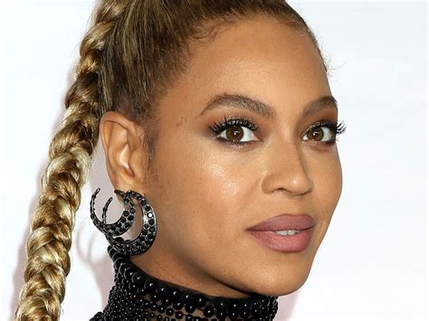 Beyonce Eyebrow Tattoos Beyonce Eyebrow Tattoos