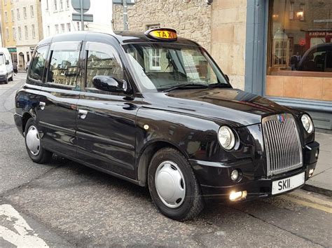 Explore the History and Modern Trends of the Black Hackney Cab
