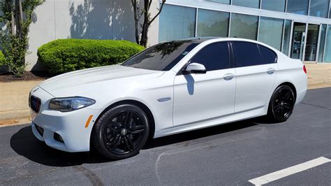 BMW 535i xDrive Review: Performance, Features, and Leasing Tips