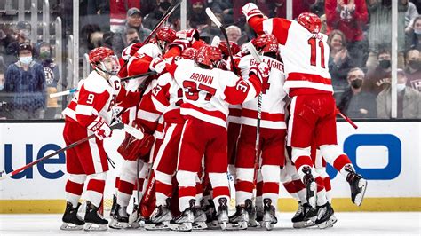 Boston University Beats Northeastern To Win 2022 Men S Beanpot Harvard