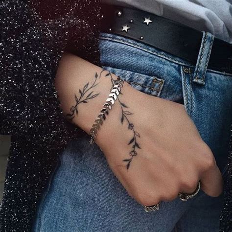 Bracelet Tattoos Designs On The Wrist