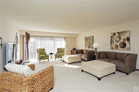 Discover the Best Bristol Square Apartments for Comfortable Living