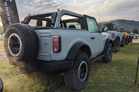 Bronco Hard Top: Top Benefits and Installation Tips