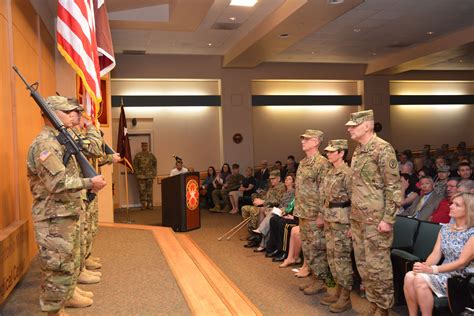 Brooke Army Medical Center Welcomes New Commander Article The