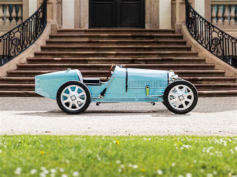 Bugatti Baby II: A Luxurious Electric Classic for Young Car Enthusiasts