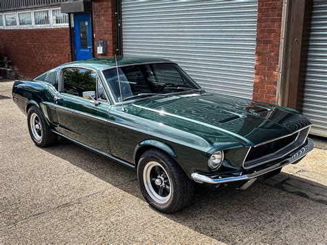 Bullitt Recreated 1968 Ford Mustang Gt Fastback Vs Dodge Charger R T 440