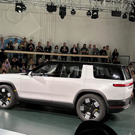 Buying An Ev You Can Trust Rivian To Survive