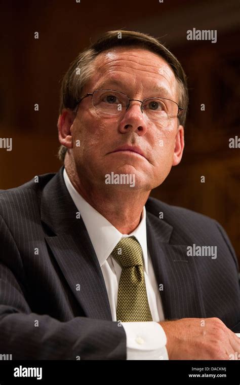 C Larry Pope President And Ceo Of Smithfield Foods Inc Stock Photo