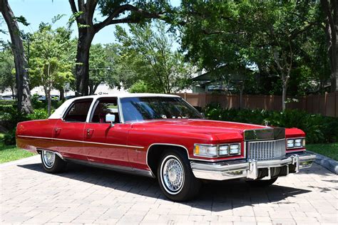 Cadillac Fleetwood Brougham Its Not Just A Car It S A Carrrrr Follow Carlicouis And Cars Here N There For More Car Content The Cadillac Fleetwood Brougham A Hallmark Of Luxury Rolled Off The Production