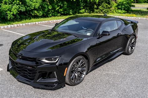 Camaro Black Camaro: Unleashing Power and Style in Every Drive