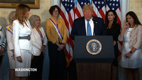 Can Trump Pardon Himself Can Pardons Be Reversed The Power Explained