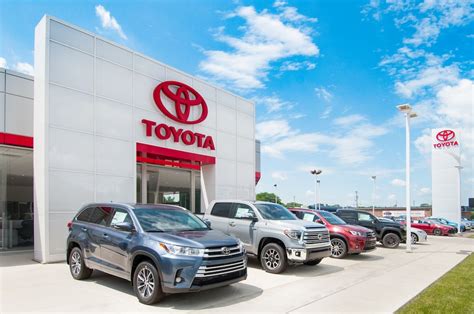 Car Dealership In Cincinnati New Used Cars Beechmont Toyota