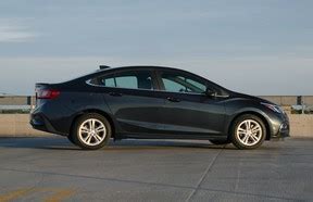 Car Review 2016 Chevrolet Cruze Lt Driving