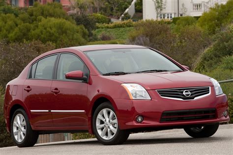 Carros Nissan Sentra 2010: Guía Completa de Compra y Mantenimiento