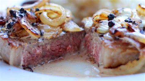 Cast Iron Steak With Bourbon Pepper Cream Sauce Lauren Amp 39 S Latest