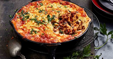 Cheat S Cheesy One Pan Lamb Pastitsio