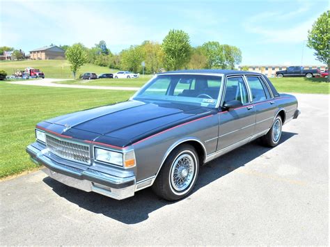 Chevrolet Caprice 1990: Classic Cars That Stand the Test of Time