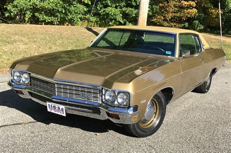 Vintage Charm: Exploring the Chevrolet Impala 1970 Sedan