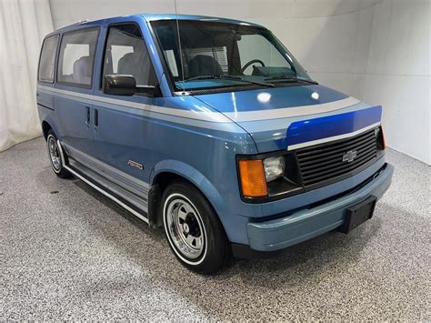 Chevy Astro Vans-3