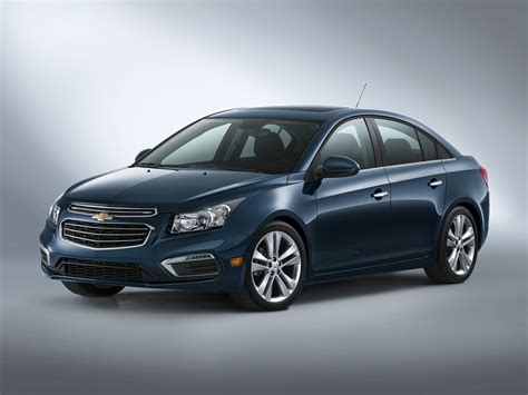 Chevy Cruze 2015: Complete Buyer’s Guide and Top Features