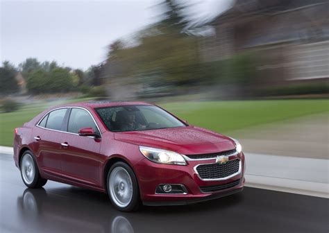 Chevy Malibu 2015: Pros, Cons, and Buyer’s Guide