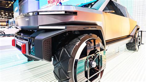 Chinese Company Unveils New Cybertruck To Rival Tesla Chinese Company Unveils New Cybertruck To Rival Tesla