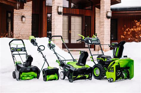Choose The Right Snow Blower For Your Home Greenworks Tools Canada Inc Choose The Right Snow Blower For Your Home Greenworks Tools Canada Inc