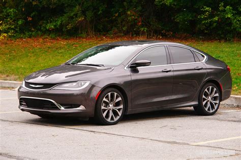 Chrysler 200 2015 2017 Pros And Cons Problems