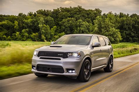 Top Features and Buying Tips for Chrysler Durango 2012