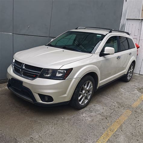 Discover the Benefits and Features of Chrysler Journey 2015