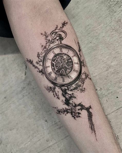 Clock Tattoos Are Incredibly Meaningful And Represent Life And Death It Is A Way To Show The Passing Of Time And The Importance Of Living Each Moment To The Fullest Tattoo