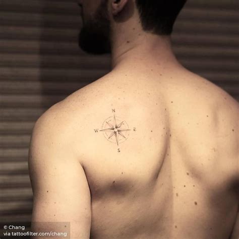 Compass Tattoo On The Left Shoulder Blade