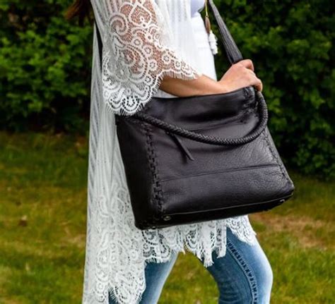 Concealed Carry Lacey Leather Tote Blk Outlaws Armory Of Canyon Lake