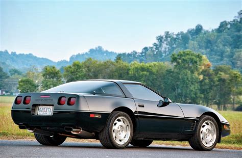 Corvette 95: A Comprehensive Review of the Classic Sports Car