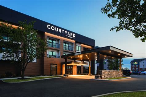 Courtyard Chicago Oakbrook Terrace Oakbrook Terrace Il Hotels First Class Hotels In Oakbrook Terrace Gds Reservation Codes Travelage West