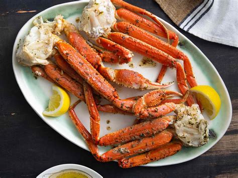 Crack Into Flavor 18 Irresistible Crab Leg Recipes Seafoodvoyage Crack Into Flavor 18 Irresistible Crab Leg Recipes Seafoodvoyage