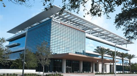 Crawford Tracey Uhealth Lennar Foundation Medical Center