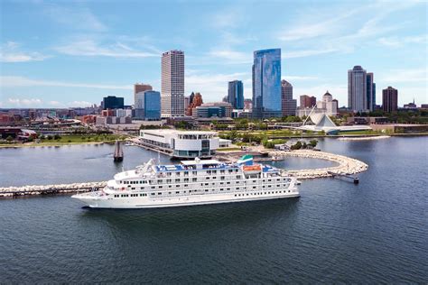 Cruise the Great Lakes: Experience the Ultimate Scenic Voyage