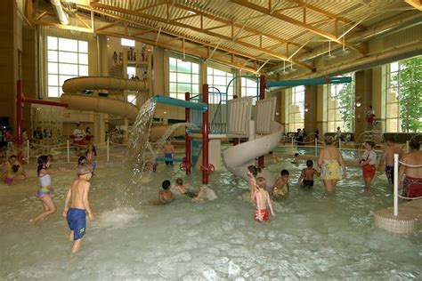 Cub Run Rec Center Indoor Waterpark
