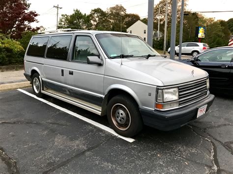 Curbside Classic 1990 Plymouth Grand Voyager Le Chrysler Rides The Fantastic Voyage Curbside Classic Curbside Classic 1990 Plymouth Grand Voyager Le Chrysler Rides The Fantastic Voyage Curbside Classic