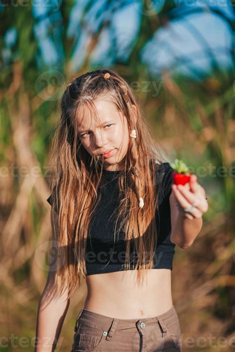 Cute Female Teens Cute Female Teens