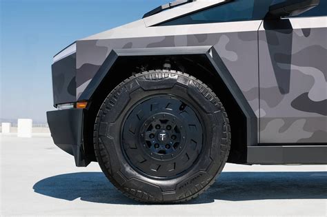 Cybertruck Tires: Best Upgrades and Off-Road Performance Tips