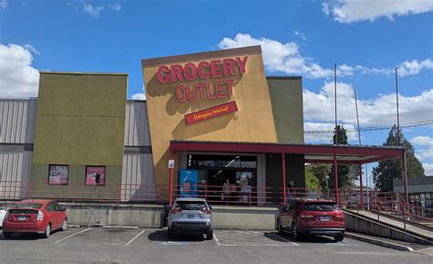 D Street Grocery Outlet Will Close In September Move To S Commercial Salem Reporter D Street Grocery Outlet Will Close In September Move To S Commercial Salem Reporter