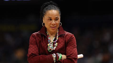 Dawn Staley South Carolina To Travel To An Hbcu Next Season