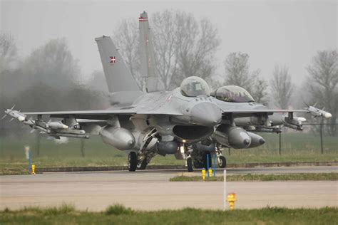 Denmark Already Trains Ukrainian Pilots In The F 16 Fighter As It