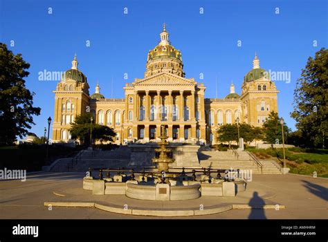 Des Moines Iowa State Capitol Building Ia Stock Photo Alamy
