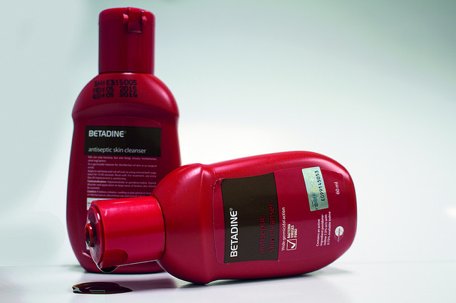 Difference Between Betadine And Iodine Iodine Molecular Brand Names