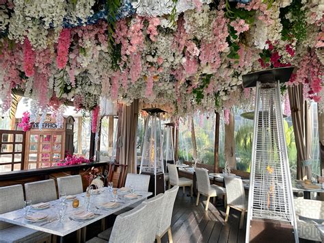 Dining The Hill Los Angeles La Amp 39 S Ultimate Destination